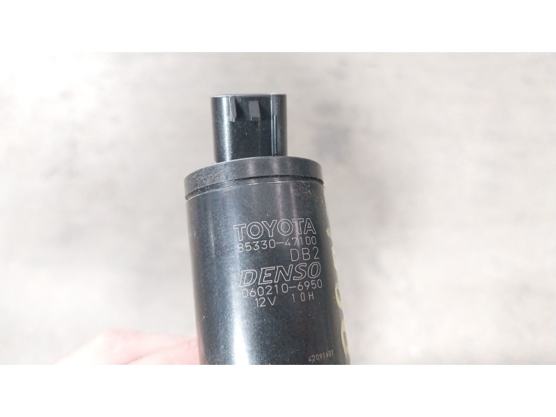 Recambio de bomba limpia para toyota land cruiser prado (_j15_) 2.8 d-4d (gdj155, gdj150) referencia OEM IAM  8533047100 