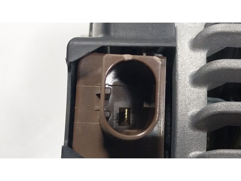 Recambio de alternador para toyota land cruiser prado (_j15_) 2.8 d-4d (gdj155, gdj150) referencia OEM IAM 2706011440 2706011440