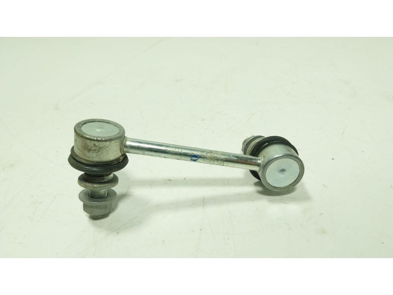 Recambio de tirante trasero derecho para toyota land cruiser prado (_j15_) 2.8 d-4d (gdj155, gdj150) referencia OEM IAM 48830600