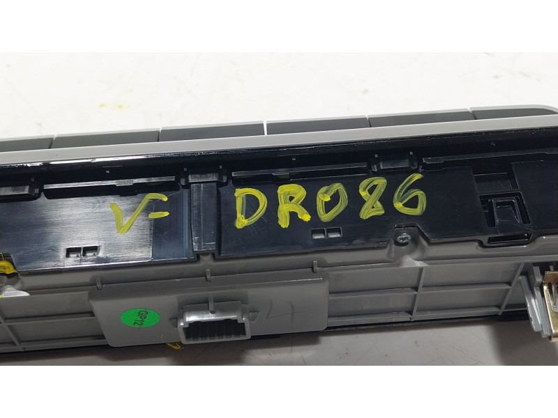 Recambio de mando climatizador para mg mg zs suv (azs1) 1.5 vti referencia OEM IAM  10703154 