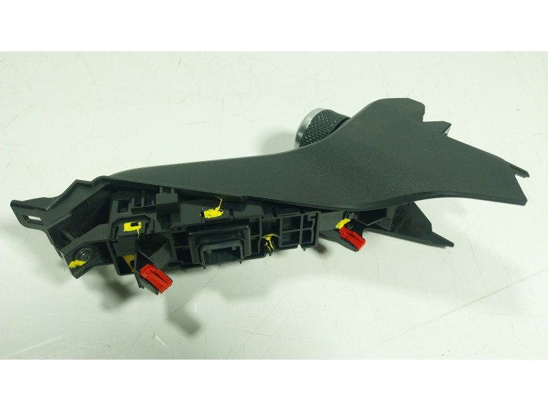 Recambio de mando multifuncion para toyota land cruiser prado (_j15_) 2.8 d-4d (gdj155, gdj150) referencia OEM IAM 8401260B20 DM