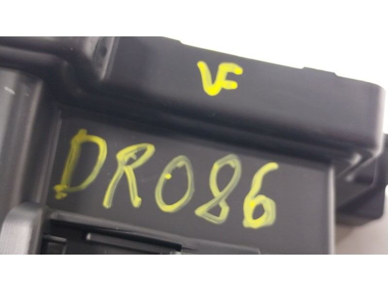 Recambio de apoyabrazos central para mg mg zs suv (azs1) 1.5 vti referencia OEM IAM  10581612 