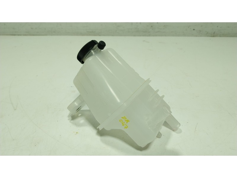 Recambio de deposito expansion para toyota land cruiser prado (_j15_) 2.8 d-4d (gdj155, gdj150) referencia OEM IAM 1664111040  