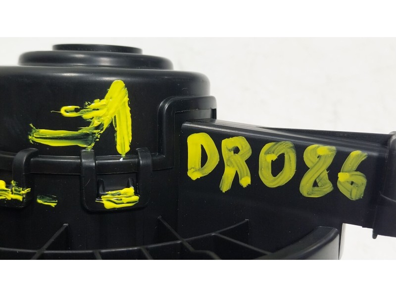 Recambio de motor calefaccion para mg mg zs suv (azs1) 1.5 vti referencia OEM IAM  ZFF11501 