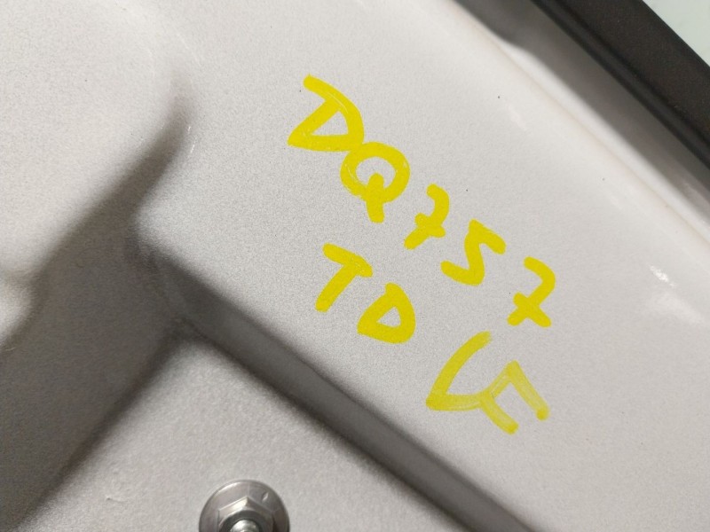 Recambio de puerta trasera derecha para renault zoe (bfm_) zoe referencia OEM IAM   