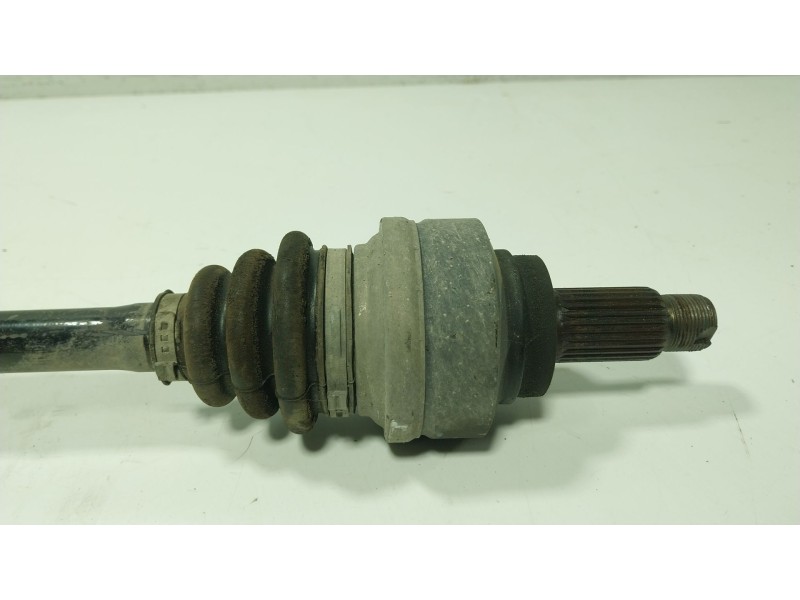 Recambio de transmision trasera derecha para bmw 4 coupé (f32, f82) 420 d referencia OEM IAM 33208680348 868034801 