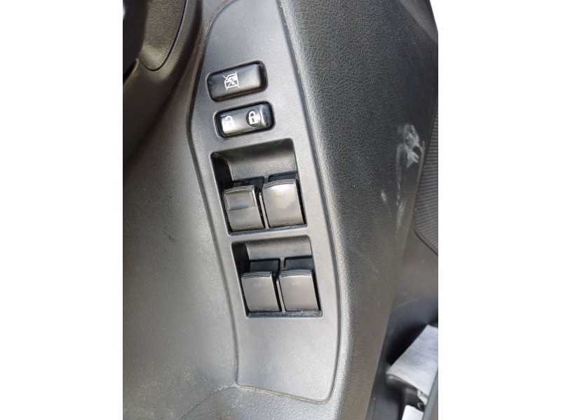 toyota verso (_r2_) del año 2014