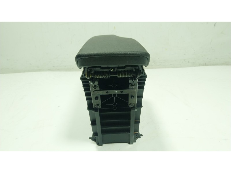 Recambio de apoyabrazos central para toyota c-hr (_x1_) 2.0 hybrid (maxh10) referencia OEM IAM   