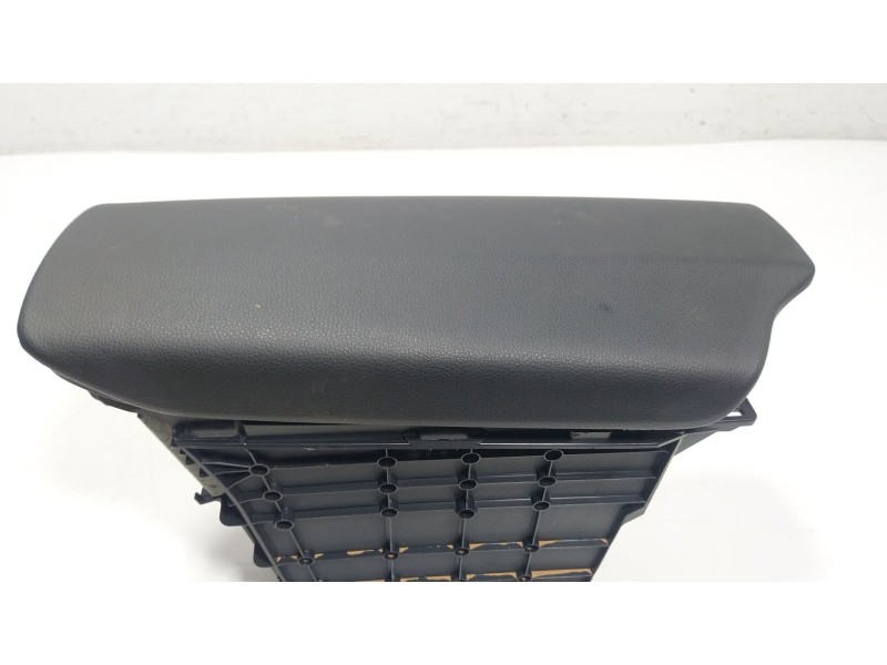 Recambio de apoyabrazos central para toyota c-hr (_x1_) 2.0 hybrid (maxh10) referencia OEM IAM   