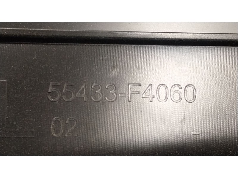 Recambio de guantera para toyota c-hr (_x1_) 2.0 hybrid (maxh10) referencia OEM IAM 55550F4070C0 55433F4060 