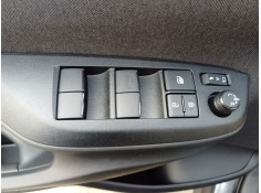 toyota yaris cross (mxp_) del año 2025 2