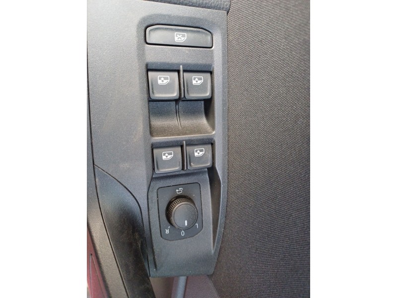 seat arona (kj7, kjp) del año 2024