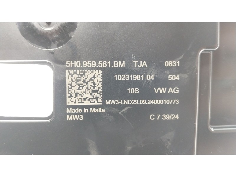 Recambio de piloto interior para volkswagen caddy v monospace (sbb, sbj) 2.0 tdi bmt referencia OEM IAM   5H0959561BM