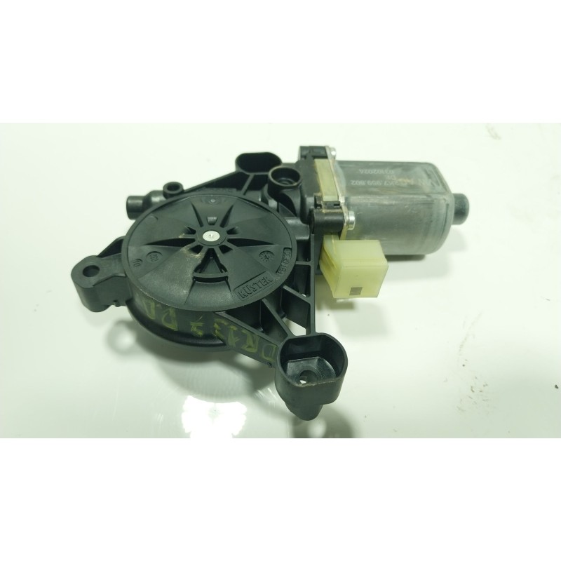Recambio de motor elevalunas delantero derecho para volkswagen caddy v monospace (sbb, sbj) 2.0 tdi bmt referencia OEM IAM  2K79