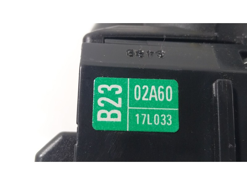 Recambio de mando limpia para toyota c-hr (_x1_) 2.0 hybrid (maxh10) referencia OEM IAM 8465202A60 02A6017L033 