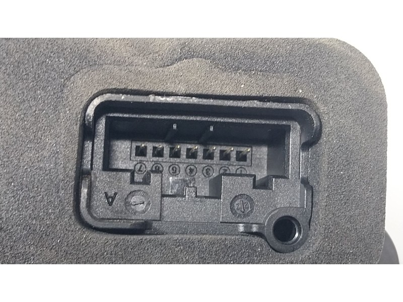 Recambio de cerradura puerta delantera izquierda para volkswagen caddy v monospace (sbb, sbj) 2.0 tdi bmt referencia OEM IAM  5T