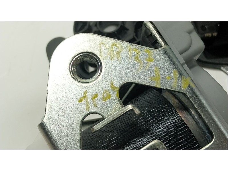 Recambio de cinturon seguridad trasero derecho para volkswagen caddy v monospace (sbb, sbj) 2.0 tdi bmt referencia OEM IAM  KR14