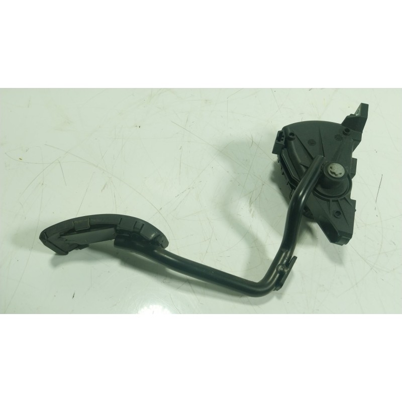 Recambio de potenciometro pedal para audi a8 d3 (4e2, 4e8) 3.0 tdi quattro referencia OEM IAM 4E2723523F 4E2723523F 