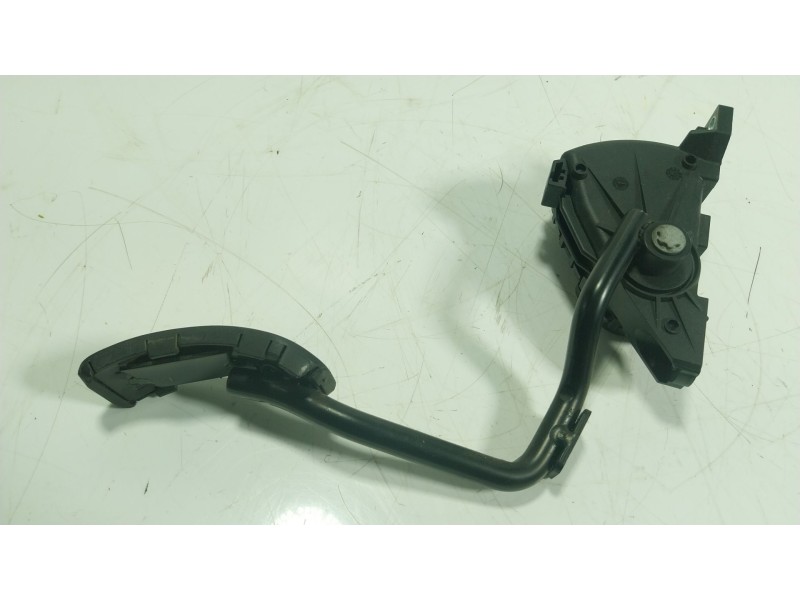 Recambio de potenciometro pedal para audi a8 d3 (4e2, 4e8) 3.0 tdi quattro referencia OEM IAM 4E2723523F 4E2723523F 