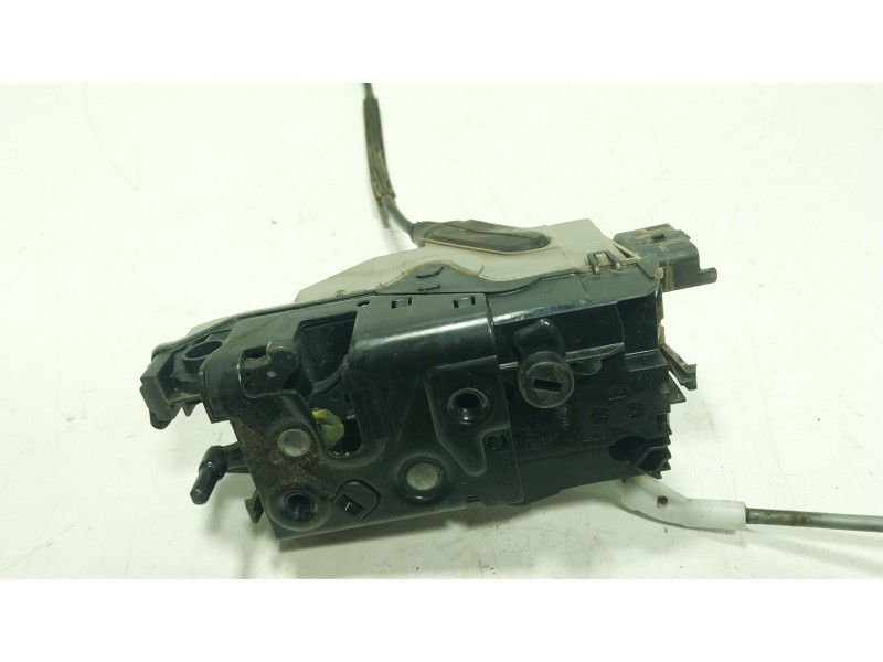 Recambio de cerradura puerta trasera izquierda para citroën ds5 1.6 hdi 110 referencia OEM IAM 9686919780  