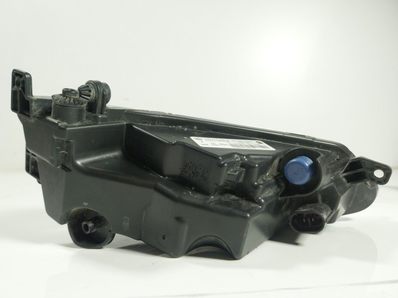 Recambio de faro antiniebla derecho para seat ateca (kh7, khp) 1.5 tsi referencia OEM IAM   