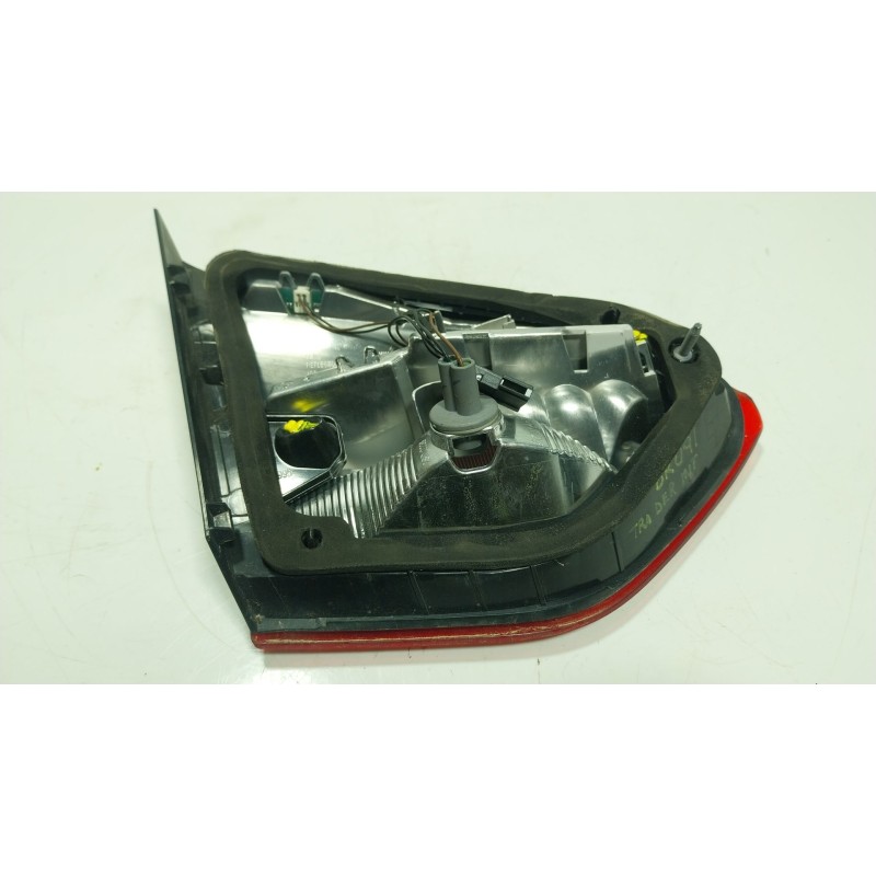Recambio de piloto trasero derecho interior para opel crossland x / crossland (p17, p2qo) 1.2 (75) referencia OEM IAM 39137528  