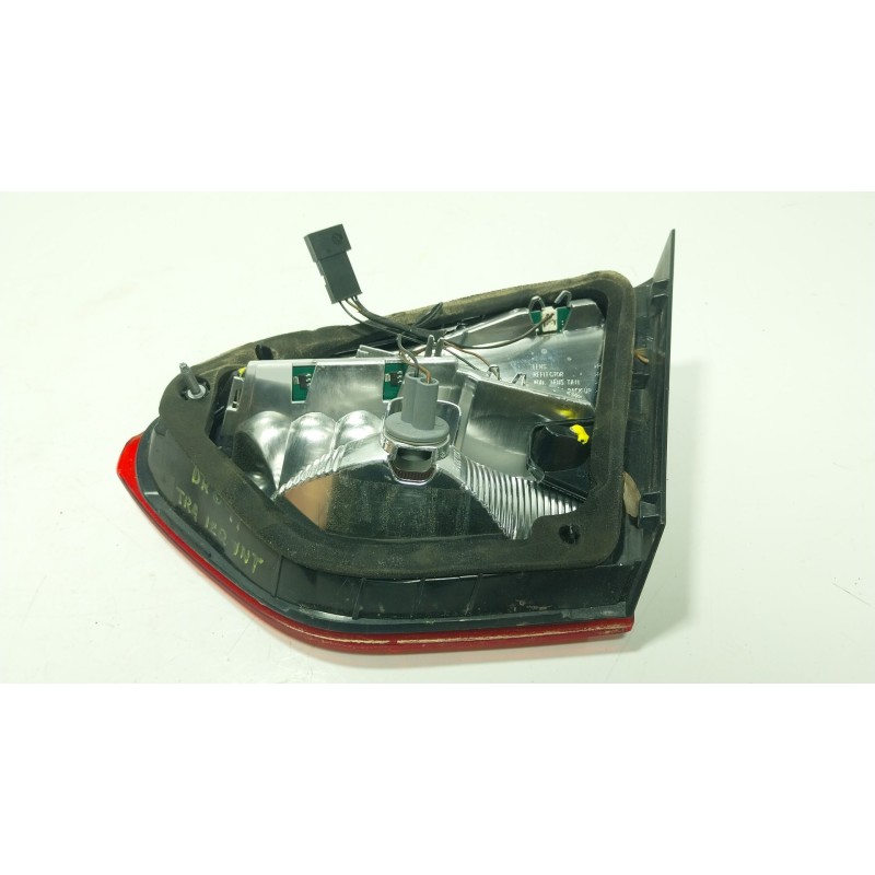 Recambio de piloto trasero izquierdo interior para opel crossland x / crossland (p17, p2qo) 1.2 (75) referencia OEM IAM 39137527