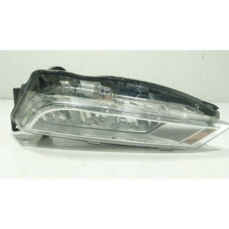 Recambio de faro antiniebla derecho para seat leon sportstourer (kl8, kld) 1.0 tsi referencia OEM IAM  5F0941702C 