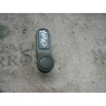 MANETA ELEVALUNAS TRASERA DERECHA 