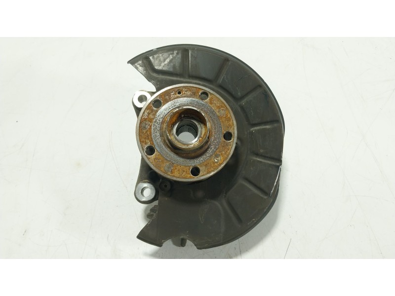 Recambio de mangueta delantera izquierda para volkswagen passat b7 (362) 2.0 tdi referencia OEM IAM   