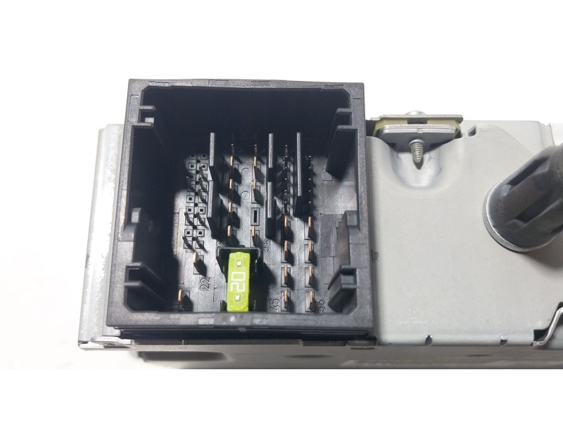 Recambio de sistema audio / radio cd para opel crossland x / crossland (p17, p2qo) 1.2 (75) referencia OEM IAM 9821908880 982190