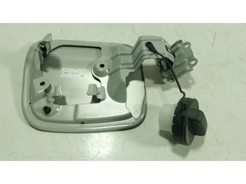 Recambio de tapa combustible para toyota c-hr (_x1_) 1.8 hybrid (zyx10_, zyx11_) referencia OEM IAM   