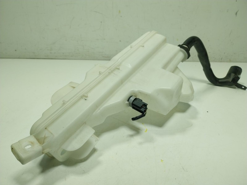 Recambio de deposito limpia para volvo xc60 ii (246) b4 mild-hybrid awd referencia OEM IAM  32328197 