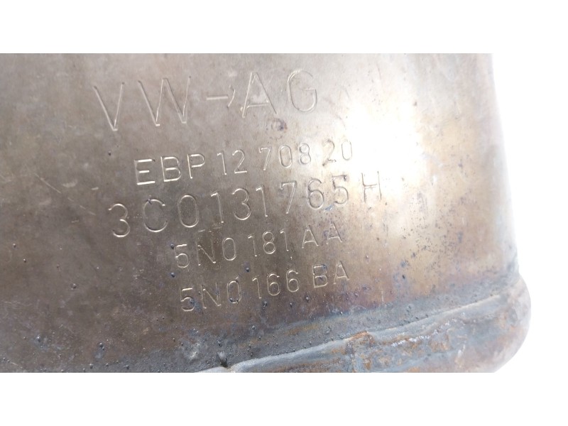 Recambio de filtro de particulas para volkswagen passat b7 (362) 2.0 tdi referencia OEM IAM  3C0131765H 