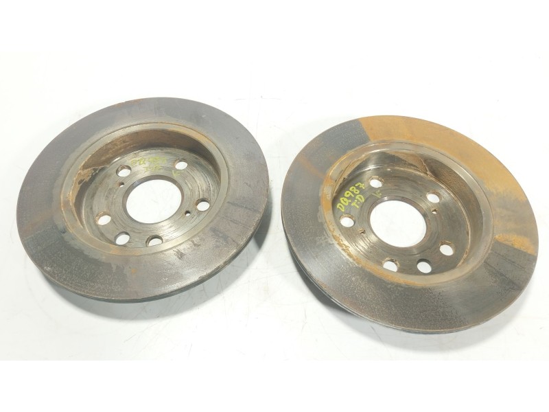 Recambio de disco freno trasero para lexus lbx 1.5 vvti hybrid (mayh10l) referencia OEM IAM 4243152200  