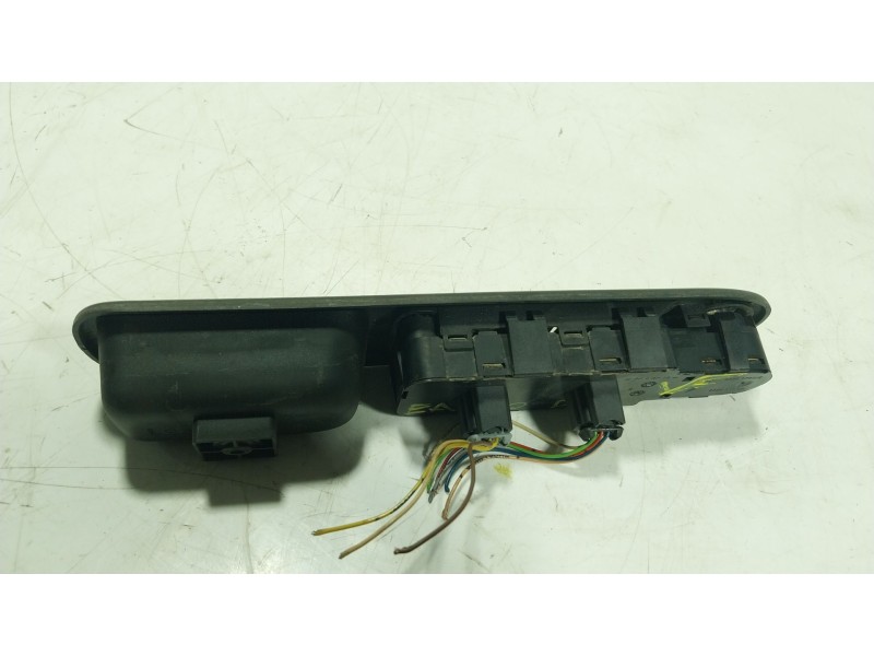 Recambio de mando elevalunas delantero izquierdo para citroën c4 i (lc_) 1.4 16v referencia OEM IAM  96531124XT 
