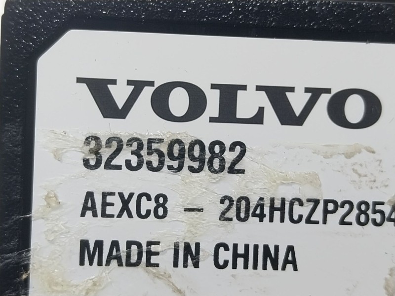 Recambio de modulo electronico para volvo xc60 ii (246) b4 mild-hybrid awd referencia OEM IAM  32359982 