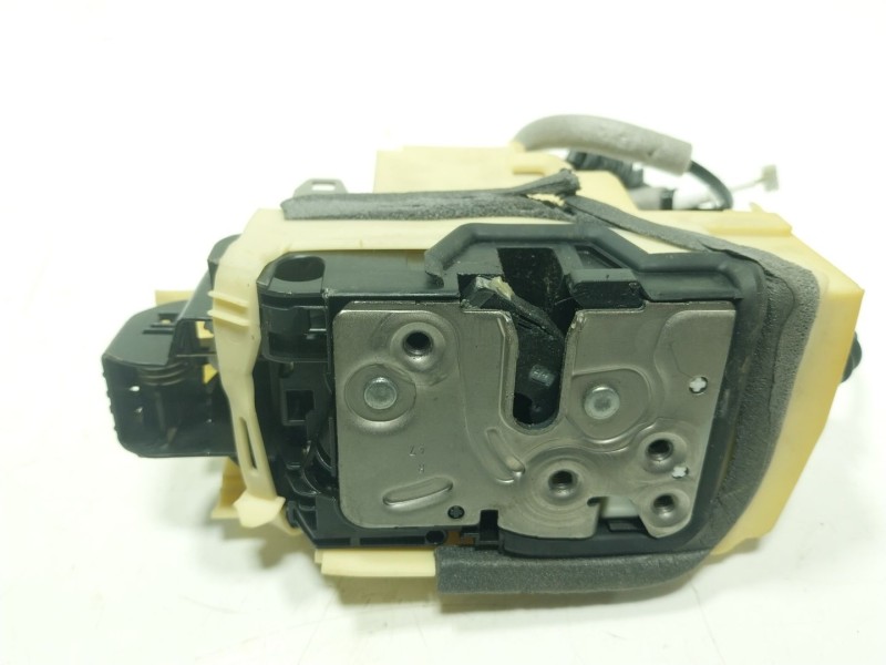 Recambio de cerradura puerta trasera derecha para volvo xc60 ii (246) b4 mild-hybrid awd referencia OEM IAM  32310710 