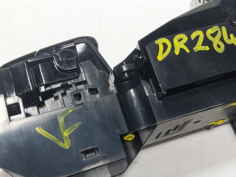 Recambio de palanca freno de mano para volvo xc60 ii (246) b4 mild-hybrid awd referencia OEM IAM  P31481452 