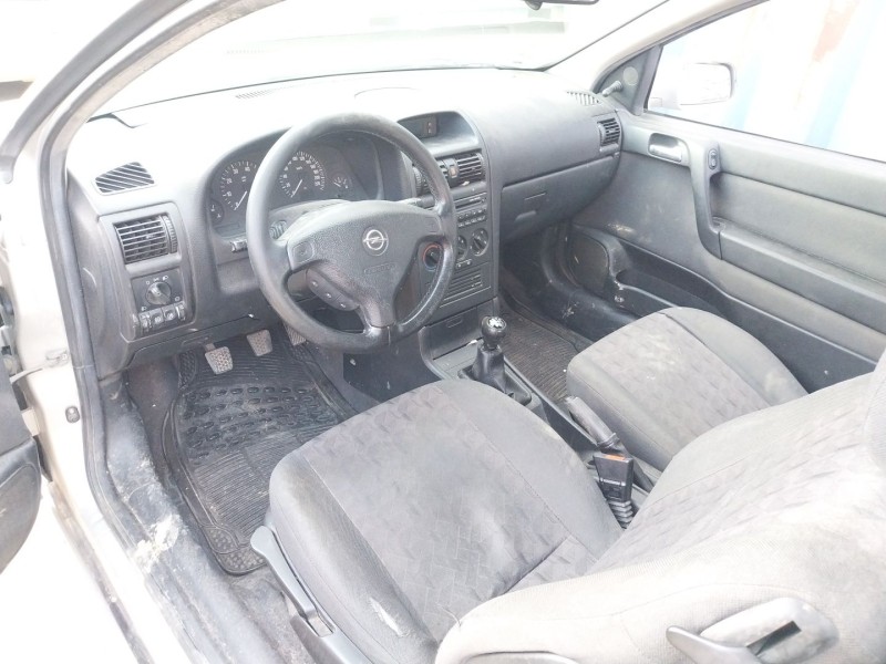 opel astra g classic (t98) del año 2002