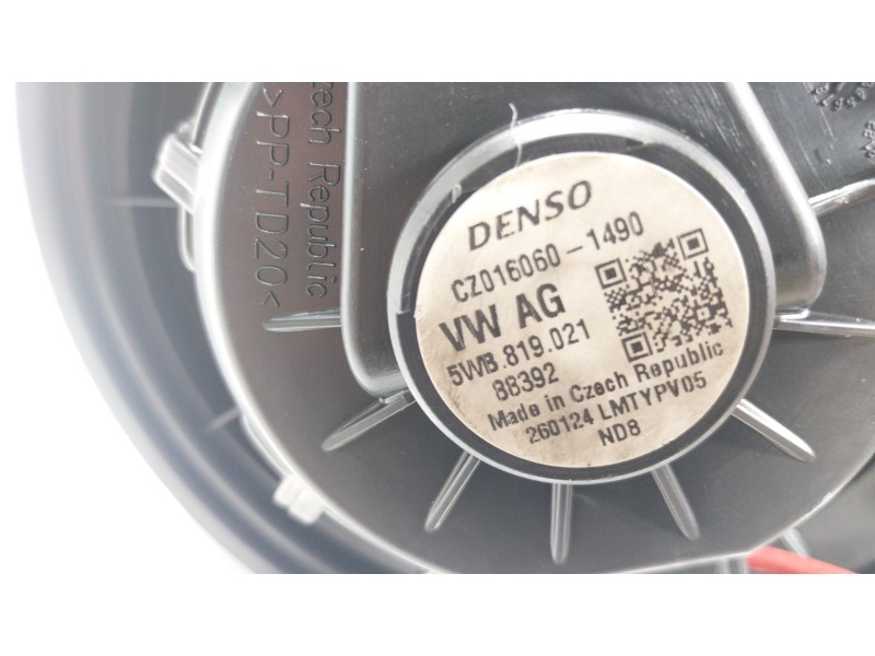 Recambio de motor calefaccion para seat tarraco (kn2) 2.0 tdi referencia OEM IAM 5WB819021 5WB819021 