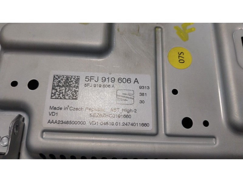 Recambio de pantalla multifuncion para seat tarraco (kn2) 2.0 tdi referencia OEM IAM 5FJ919606A 5FJ919606A 