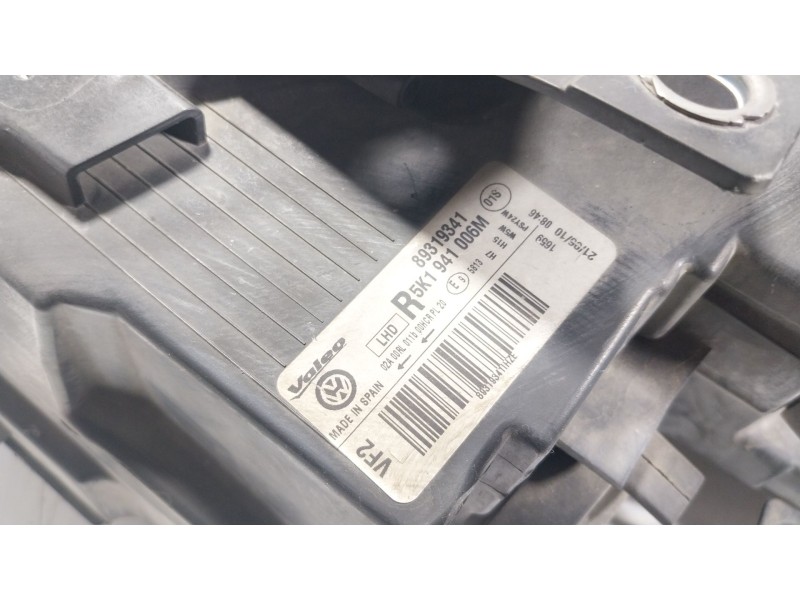Recambio de faro derecho para volkswagen golf vi (5k1) 1.6 tdi referencia OEM IAM  5K1941006K 