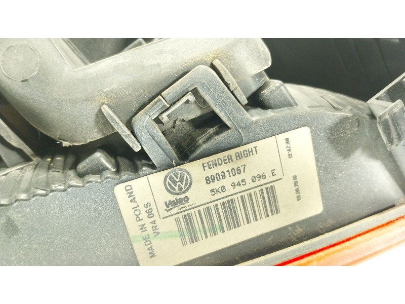 Recambio de piloto trasero derecho para volkswagen golf vi (5k1) 1.6 tdi referencia OEM IAM  5K0945096E 