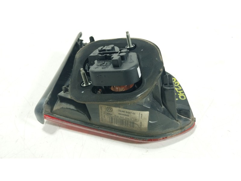 Recambio de piloto trasero derecho interior para volkswagen golf vi (5k1) 1.6 tdi referencia OEM IAM  5K0945094G 