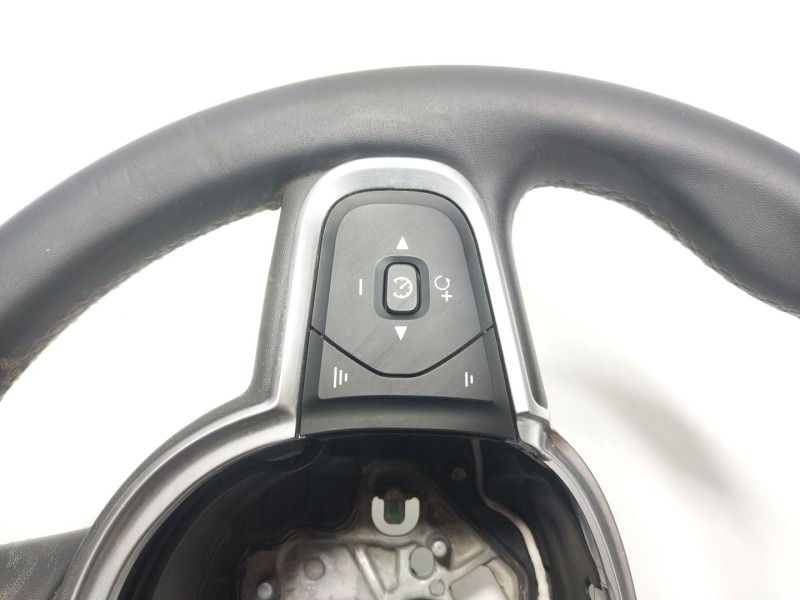 Recambio de volante para volvo xc60 ii (246) b4 mild-hybrid awd referencia OEM IAM 32366294 32227595 