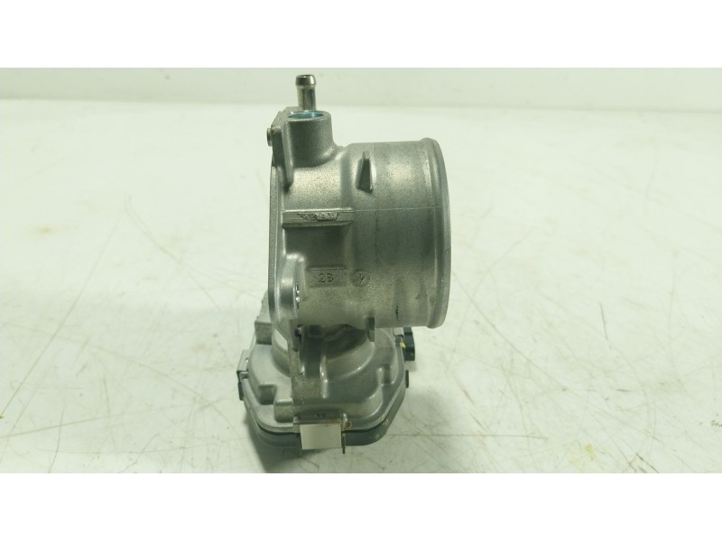 Recambio de caja mariposa para toyota c-hr (_x1_) 2.0 hybrid (maxh10) referencia OEM IAM 22030F2040 22030F2040 