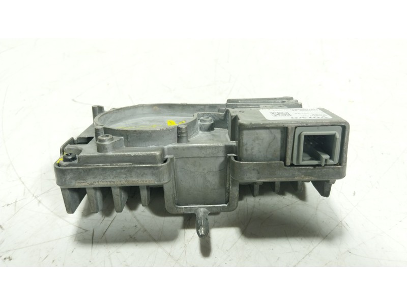 Recambio de modulo electronico para volvo xc60 ii (246) b4 mild-hybrid awd referencia OEM IAM 32410198 32358997AA 