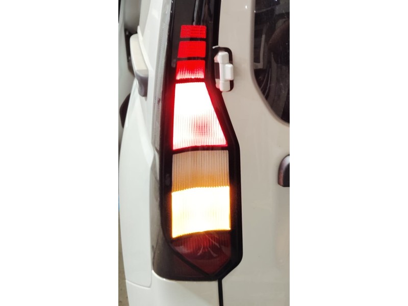 Recambio de piloto trasero izquierdo para volkswagen caddy v monospace (sbb, sbj) 2.0 tdi bmt referencia OEM IAM 2K7945095A 2K79