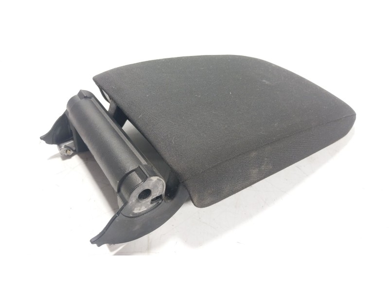 Recambio de apoyabrazos central para volkswagen golf vi (5k1) 1.6 tdi referencia OEM IAM   